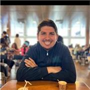 Laureato in Scienze storiche, disponibile per lezioni di storia, Geografia, italiano e Spagnolo.